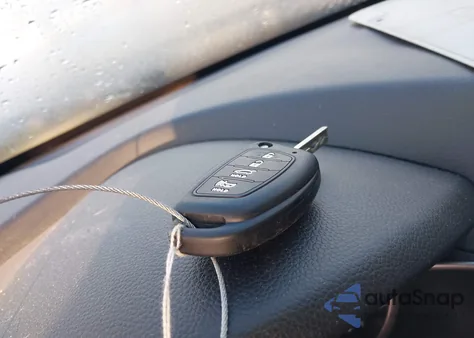 2015 Hyundai Santa Fe Sport 2.4L from USA, damaged, VIN 5XYZT3LB7FG282525